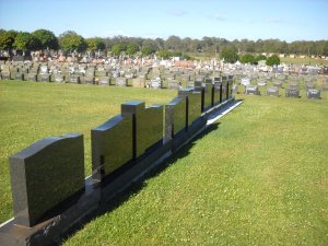 Photo: Monumental Lawn